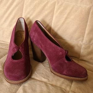 New Latigo Suede Button detail Shoes